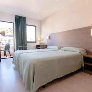 Loar Apartahotel